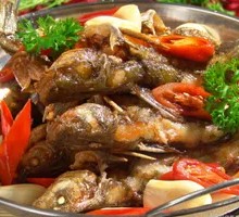 Stir-Fried Yellow Catfish in Dry Pot