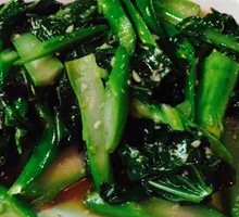 Stir-Fried Bok Choy with Garlic