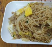 Egg and Meat Steamed Rice Noodles