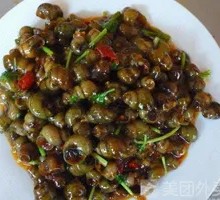 Stir-Fried Snails with Special Flavor