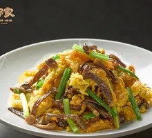 Lion's Mane Mushroom Stir-Fried with Free-Range Eggs