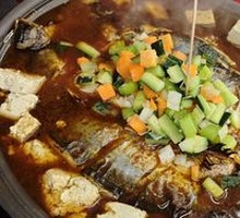 Sauce-flavored Roast Fish (Lingbo Fish)