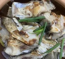 Pan-fried and Steamed Fish Head Pot