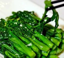 Stir-Fried Seasonal Greens with Garlic
