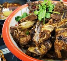 Hand-grab Beef Bones