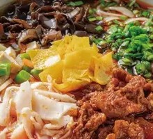 Qishan Sautéed Pork Noodles