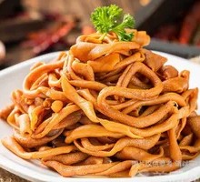 Freshly Cooked Duck Intestines