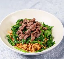 Beef Stir-Fried Rice Noodles