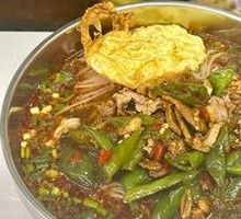 Spicy Pork and Rice Noodle Stir-fry