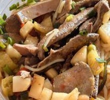 Stir-Fried Pig Kidney Noodles