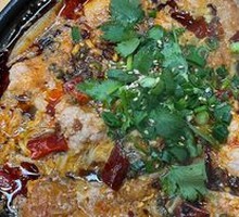 Spicy Boiled Pork in Clay Pot