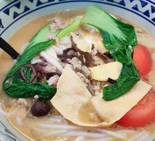 Beef Sauce Noodles