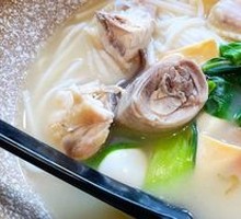 Braised Chicken Rice Noodles