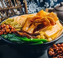 Duck Foot Luosifen