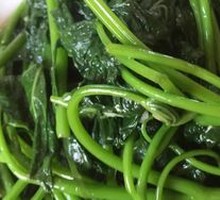 Stir-fried Sweet Potato Leaves