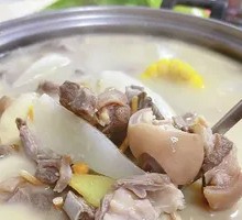 Clear Soup Black Goat