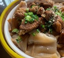 Beef Brisket with Chencun Rice Noodles