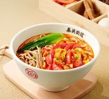 Mushroom Tomato Egg Noodles