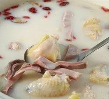 Wild Cordyceps Flower Pig's Trotter Chicken Soup