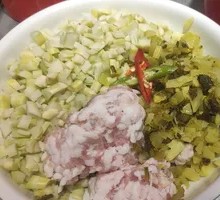 Sour Cabbage with Bamboo Shoots