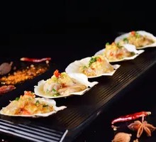 Garlic Steamed Golden Clams