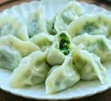Fresh Pork and Chives Steamed Dumplings