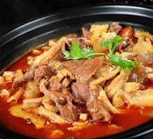 Braised Beef Brisket with Small Potatoes
