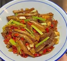 Sour Radish Stir-Fried Beef Tripe