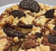 Milk Crumble Chocolate Cheese