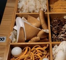 Six-Grid Yunnan Wild Mushrooms