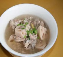 Yellow Soybean and Lotus Root Soup