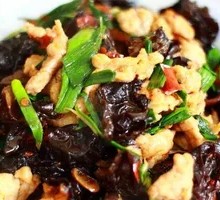 Wild Black Fungus Stir-Fried with Pork