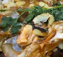 Stewed Fish Head in Clay Pot