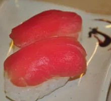 Tuna Sushi