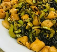 Sour Cabbage Stir-fried Pork Intestines