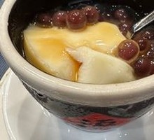 Caramel Tofu Pudding with Bursting Pearls