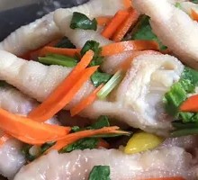 Pickled Chili Chicken Feet