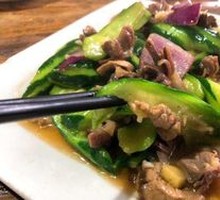 Loofah with Chicken Offal Stir-fry