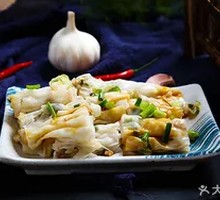Egg, Pork, and Lap Cheong Rice Noodle Roll