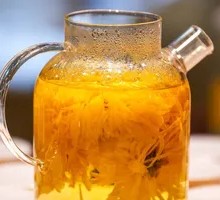 Freshly Brewed Chrysanthemum Tea