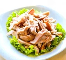 Pepper Health-Preserving Pig's Trotter Chicken Soup