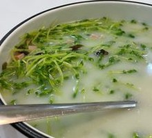 Clear Soup with Bean Sprouts