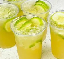 Hand-Beaten Lemon Green Tea