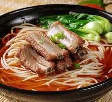 Braised Pork Rib Noodles