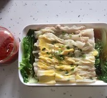 Lean Pork and Egg Rice Noodle Roll