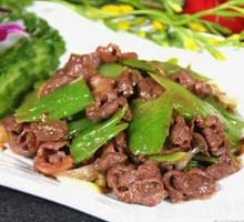 Bitter Melon Stir-Fried with Beef