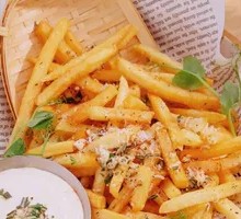 Secret Garlic Fried Potato Strips