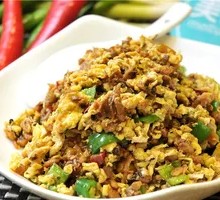 Grandmother's Vegetable Stir-Fried with Eggs