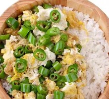 青椒炒蛋饭