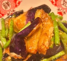 Long Bean and Eggplant Stir-Fry